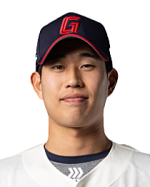 박건우
